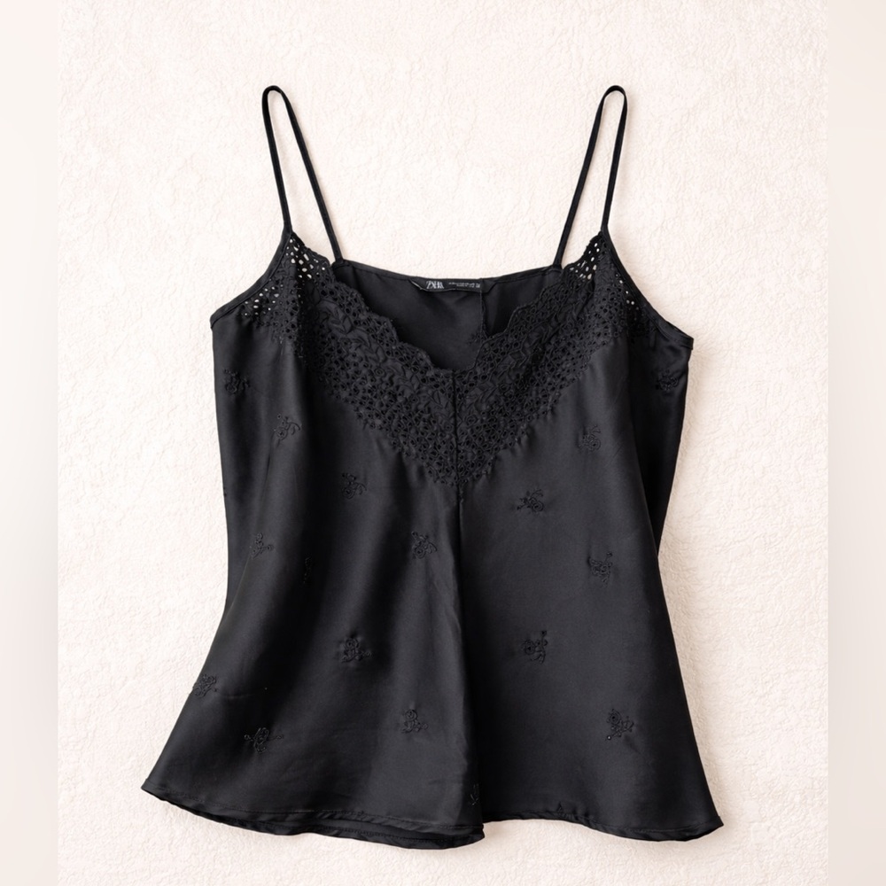 Zara Elegant Black Lace Trim Cami Crop Spaghetti Top Size XL